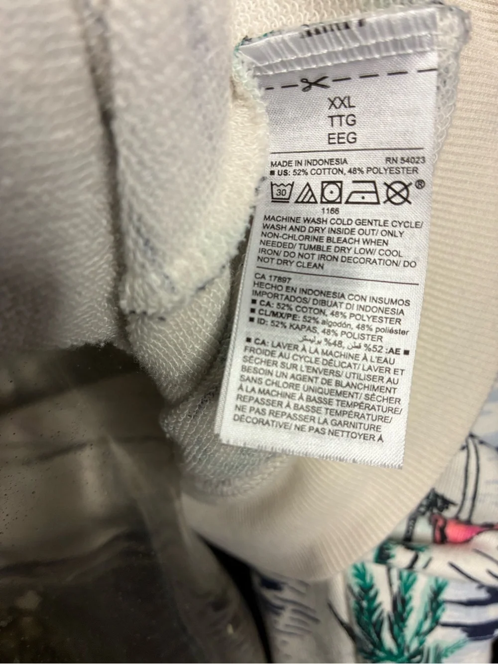 Old Navy White Tropical Palm & Flamingo Print Sweatshirt - Picture 3 of 4